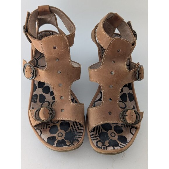 Fly London Sandals Sz 37 7 Wedged Brown Leather Adjustable Comfort Boho Resort - Picture 2 of 8